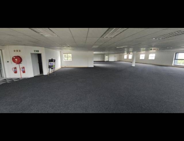 BUSINESS PROPERTY TO RENT IN HALFWAY GARDENS
